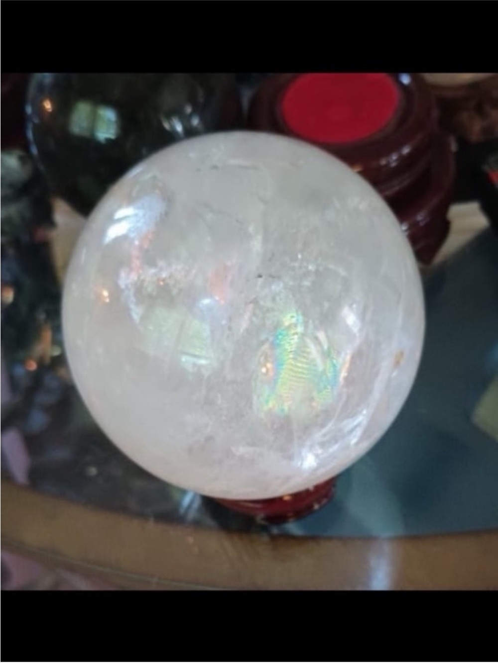 Clear Quartz Sphere HQ with Rainbows - Picture 3 of 8
